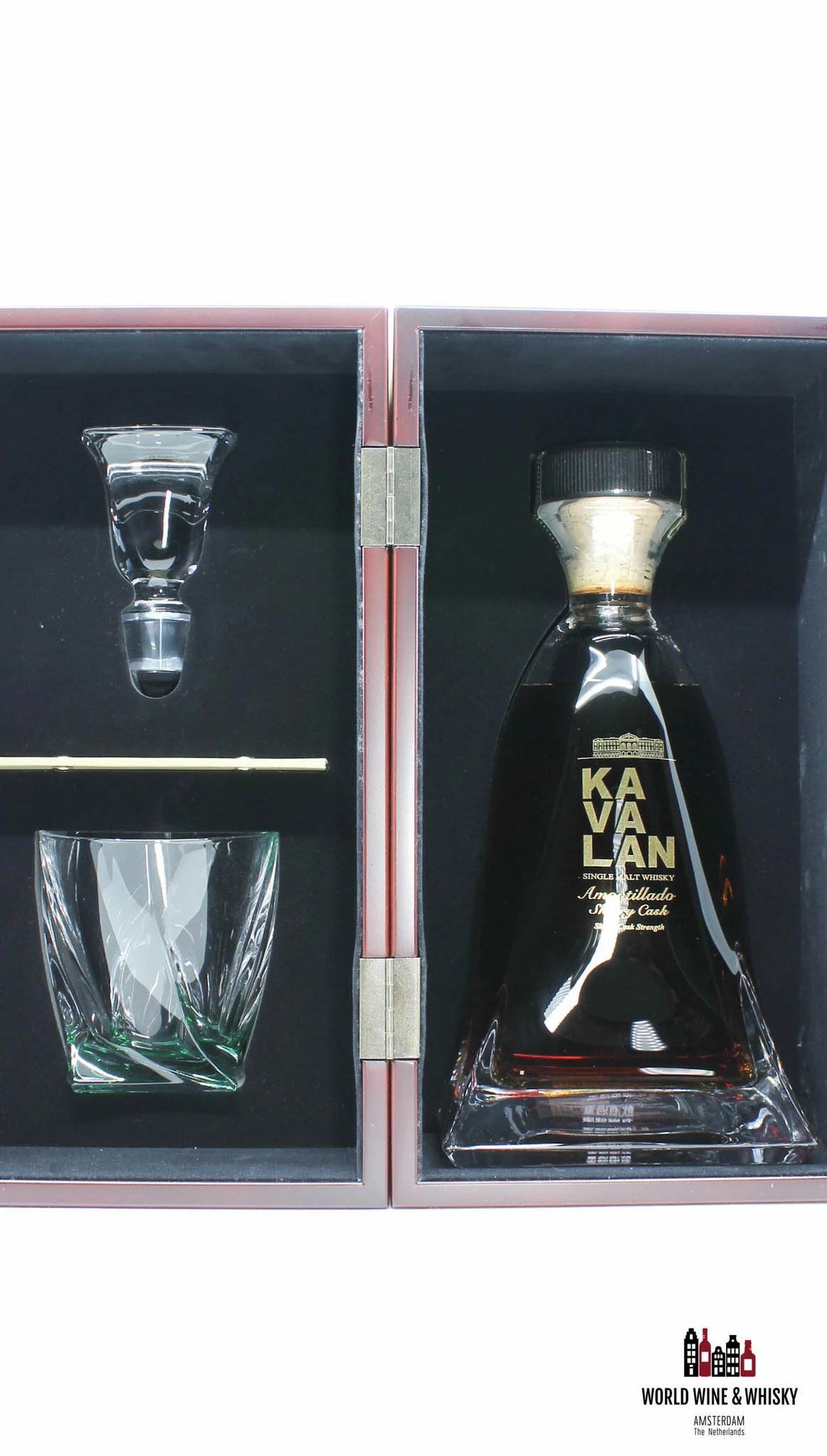 Kavalan 2010 2016 Amontillado Sherry Cask - Decanter Set - Limited Edition 2016_0107 56.3% (1 Of 390) 9 Kavalan 2010 2016 Amontillado Sherry Cask - Decanter Set - Limited Edition 2016_0107 56.3% (1 Of 390) - Image 7